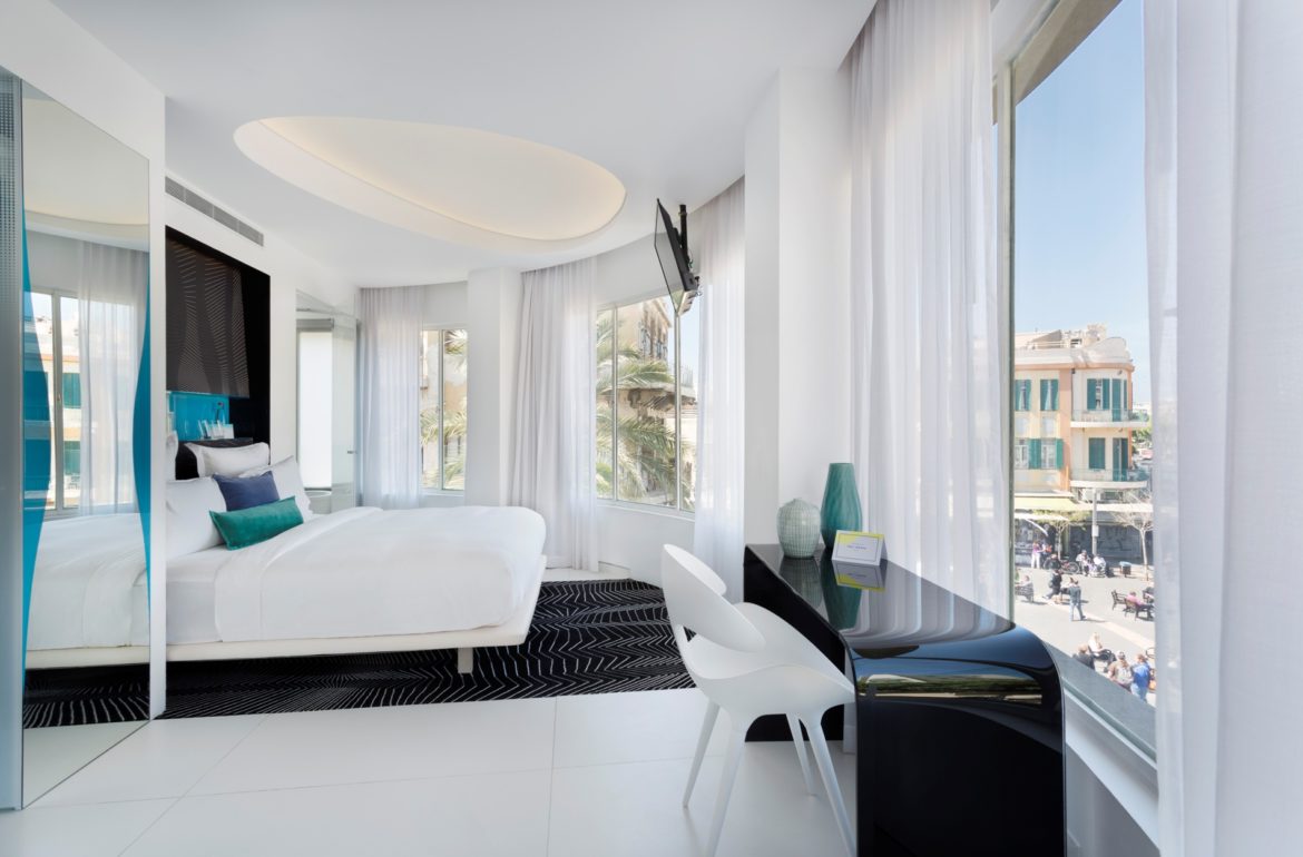 Secrets of creating comfort in a small bedroom Secrets of creating comfort in a small bedroom